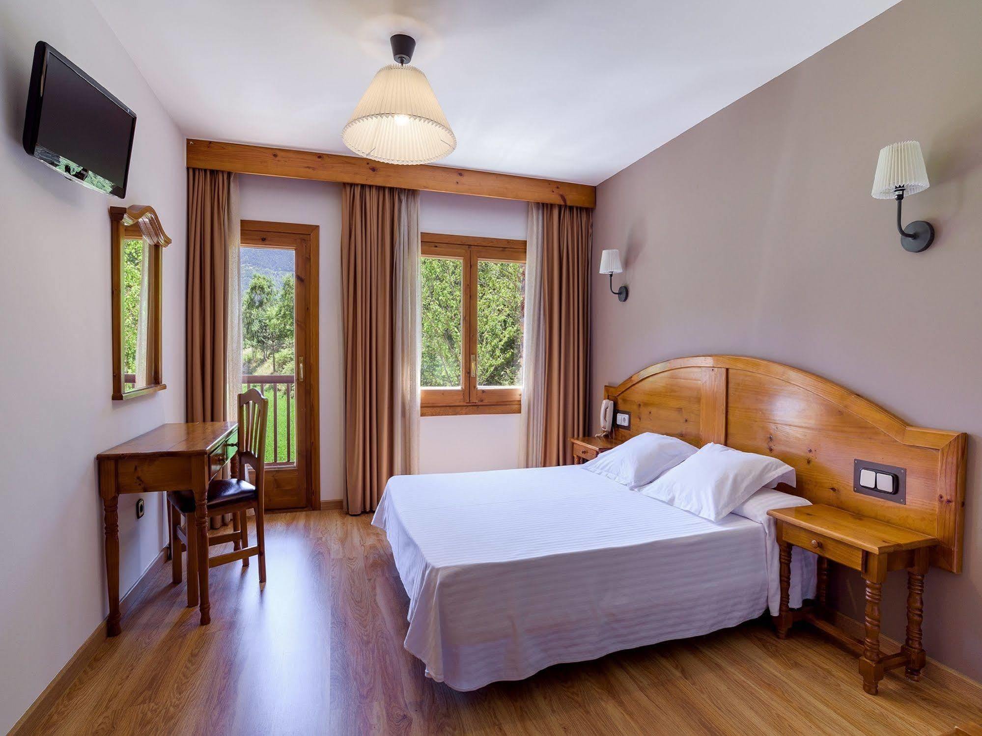 Hotel Sant Miquel Andorra la Vella Dış mekan fotoğraf
